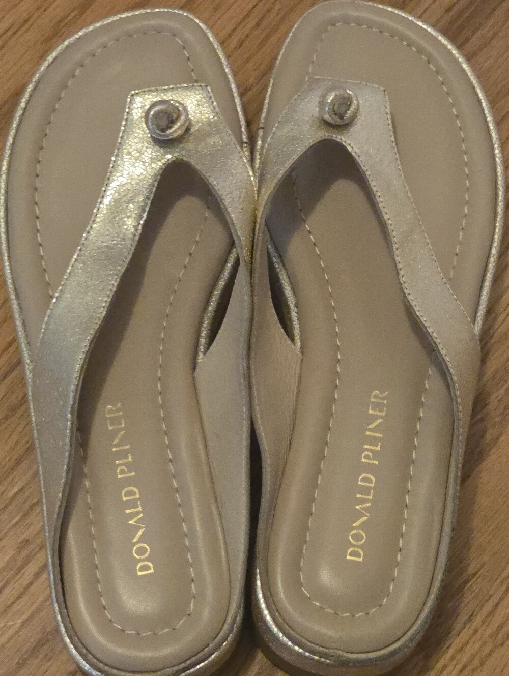 Donald Pliner Sandals